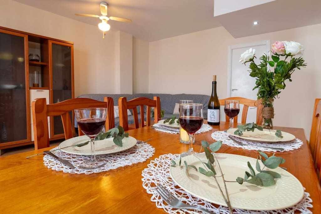Moderno Tranquilo Con Piscina Y Jardin Apartment