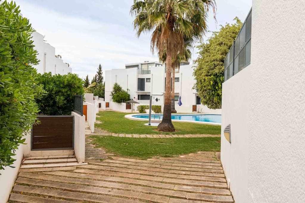Apartment Moderno Tranquilo Con Piscina Y Jardin Dénia