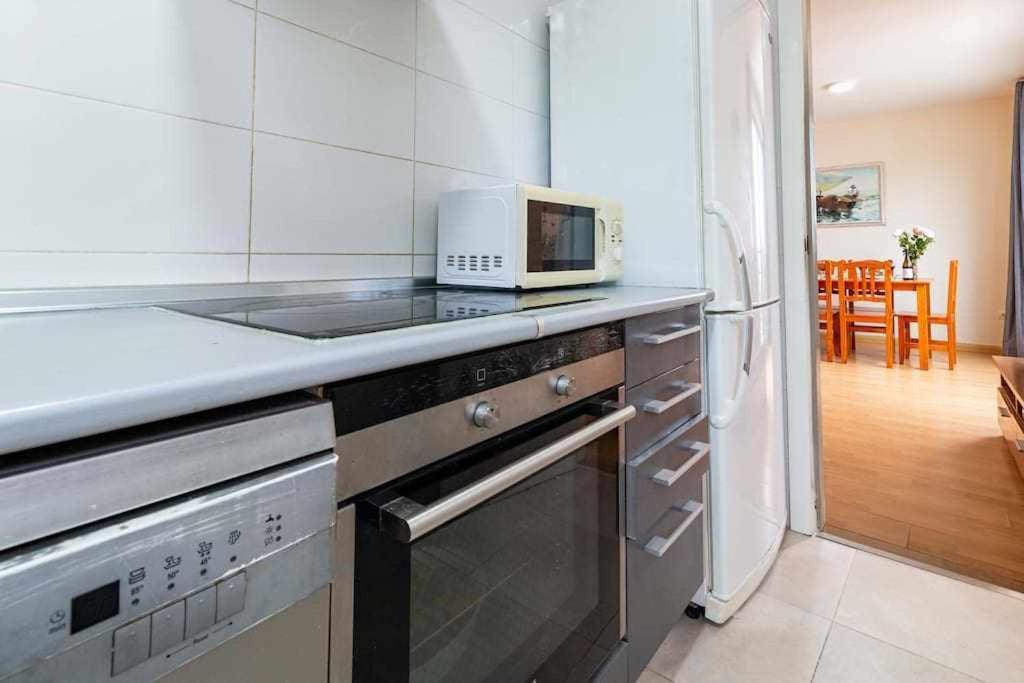 Moderno Tranquilo Con Piscina Y Jardin Apartment